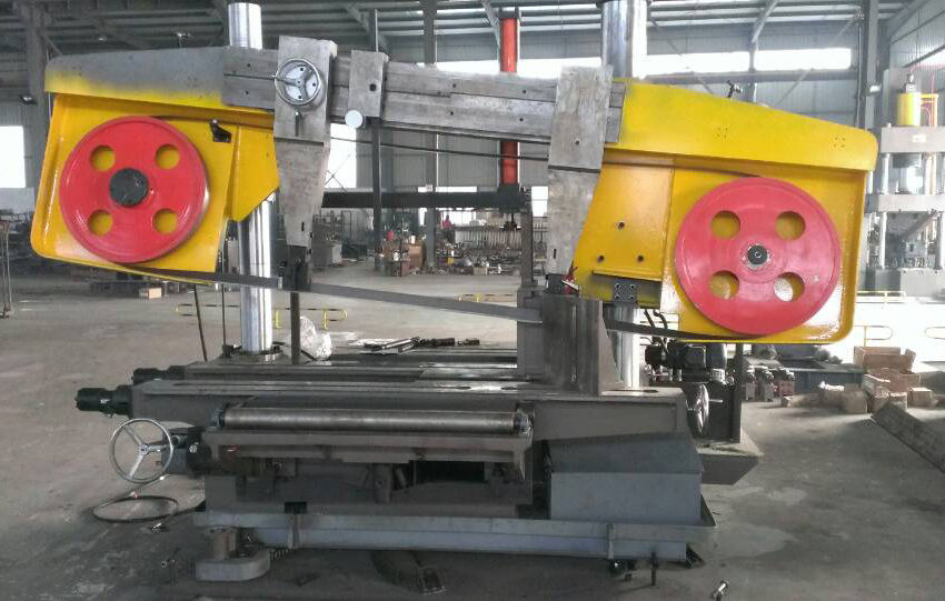 Pipe band sawing machine
