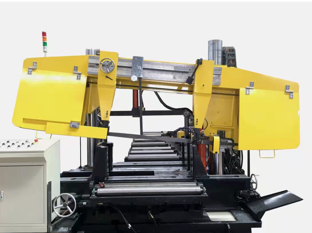 band sawing  machine